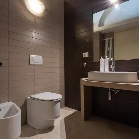 Apartment Massena Modern By Wonderful Italy